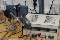 �t�rbina a laser se zdrojem